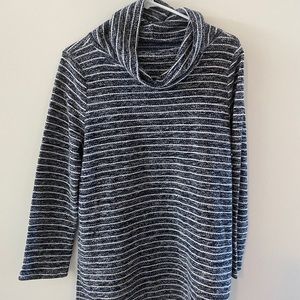 Long sleeve striped warm sweater